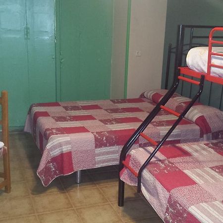 Hostal Rico Madrid Eksteriør billede