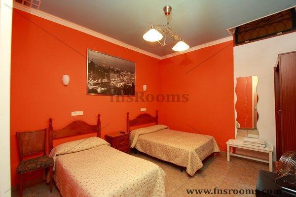 Hostal Rico Madrid Eksteriør billede