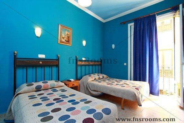 Hostal Rico Madrid Eksteriør billede