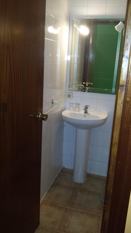 Hostal Rico Madrid Eksteriør billede