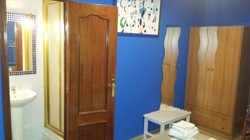 Hostal Rico Madrid Eksteriør billede
