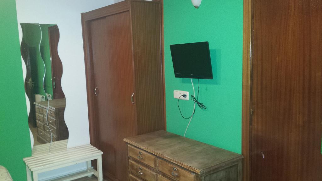 Hostal Rico Madrid Eksteriør billede